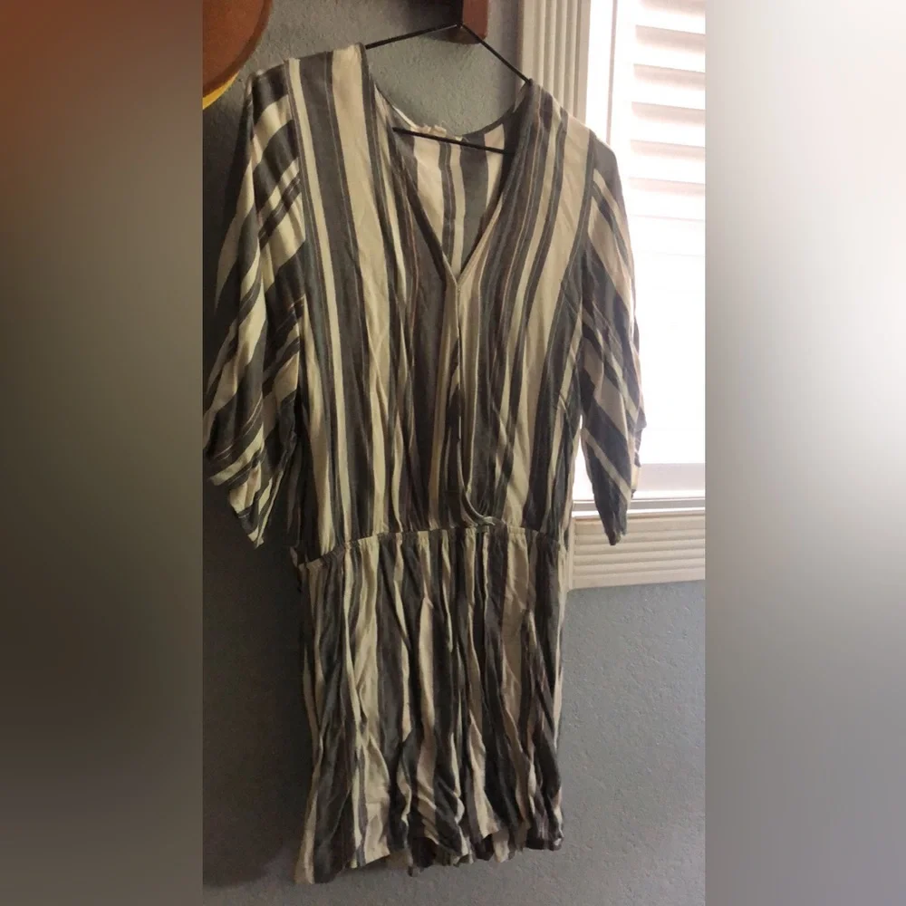 All $3 piece clothing. - Picture 7 of 13